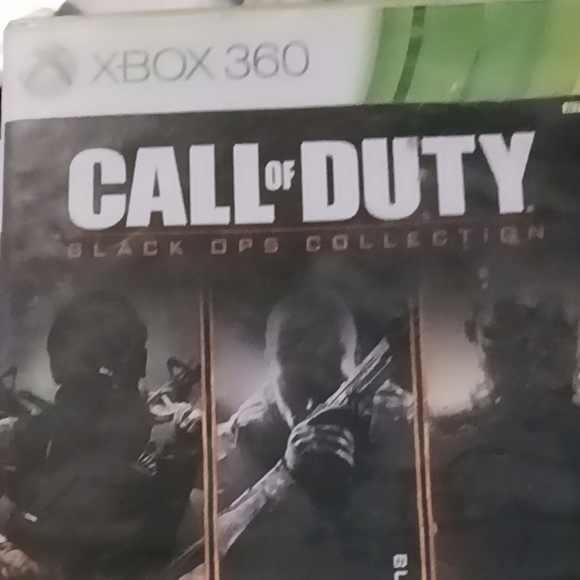 Used like new Xbox one game CALL OF DUTY - Picture 2 of 2